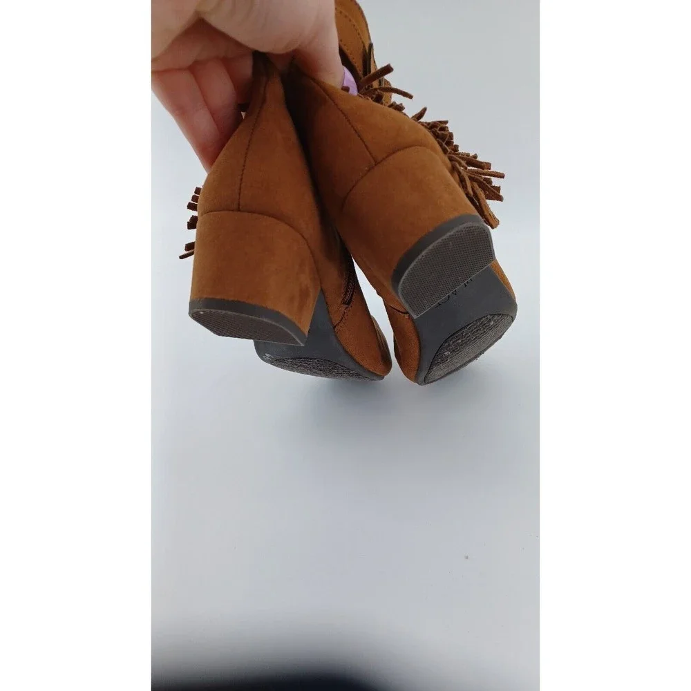 Children place Girls Boots Tan Fringe Gold Studded Size 5